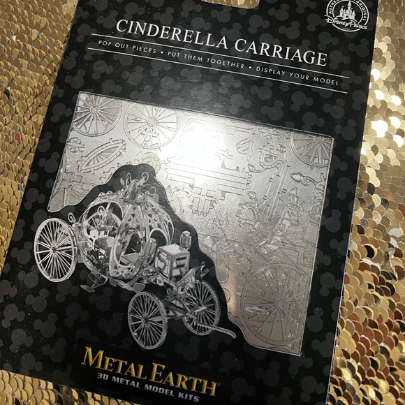 Cinderella Carriage metal earth - Picture 1 of 1